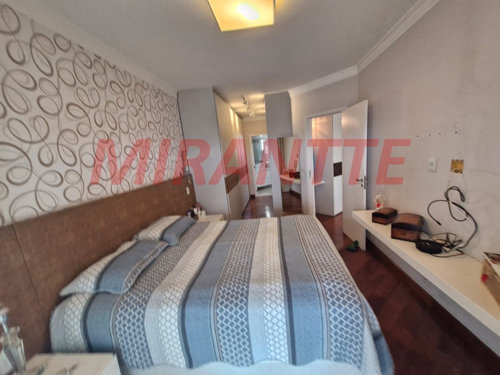 Cobertura de 400m² com 4 quartos em Santa Teresinha