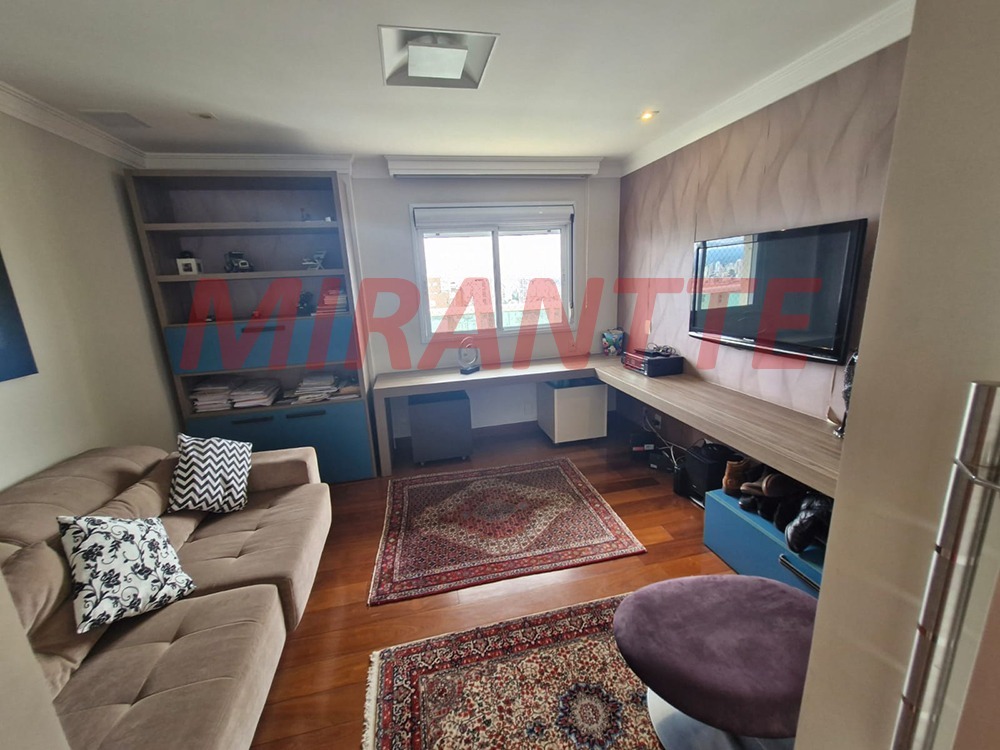 Cobertura de 400m² com 4 quartos em Santa Teresinha