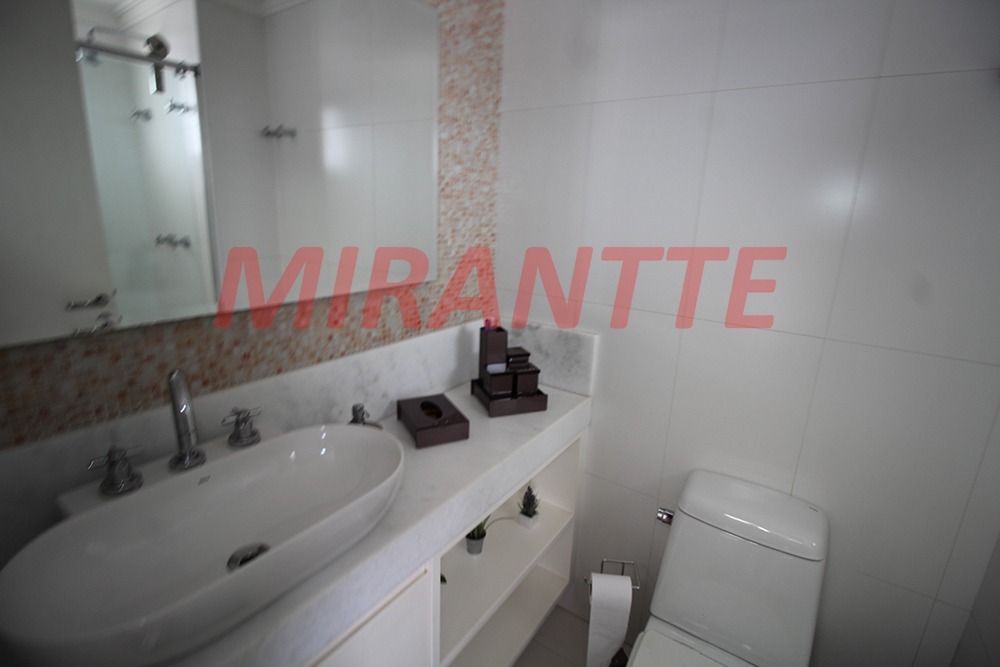 Cobertura de 400m² com 4 quartos em Santa Teresinha