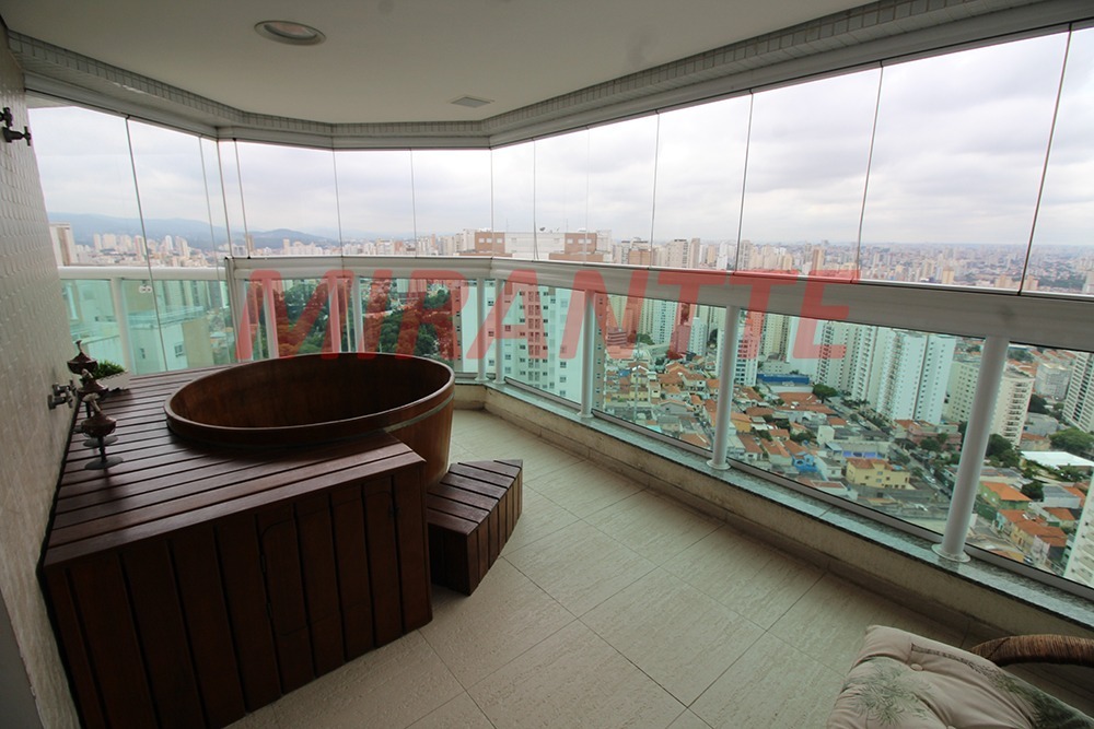 Cobertura de 400m² com 4 quartos em Santa Teresinha