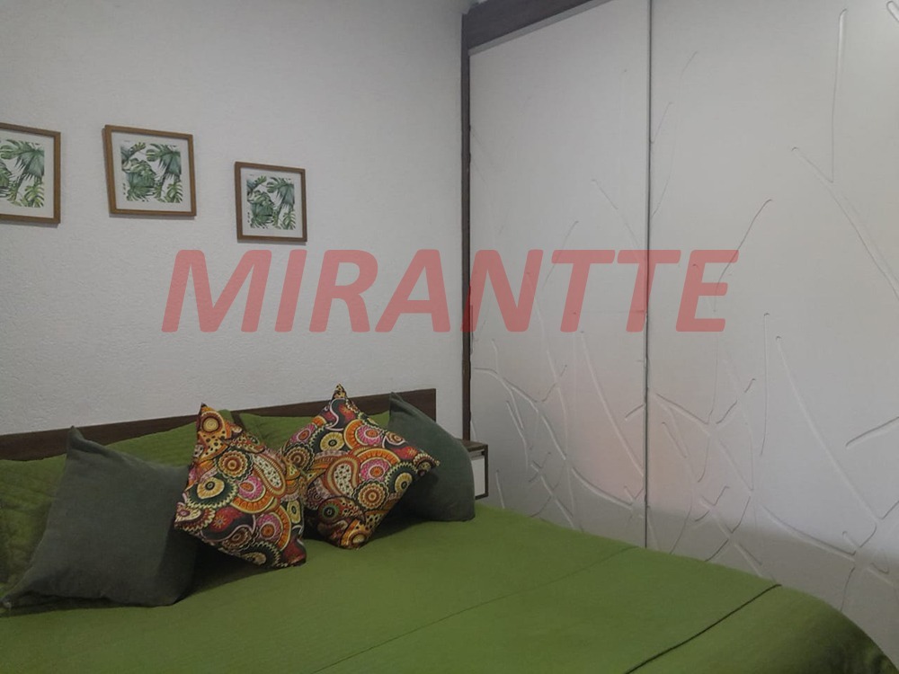 Sobrado de 100m² com 2 quartos em Jardim Peri