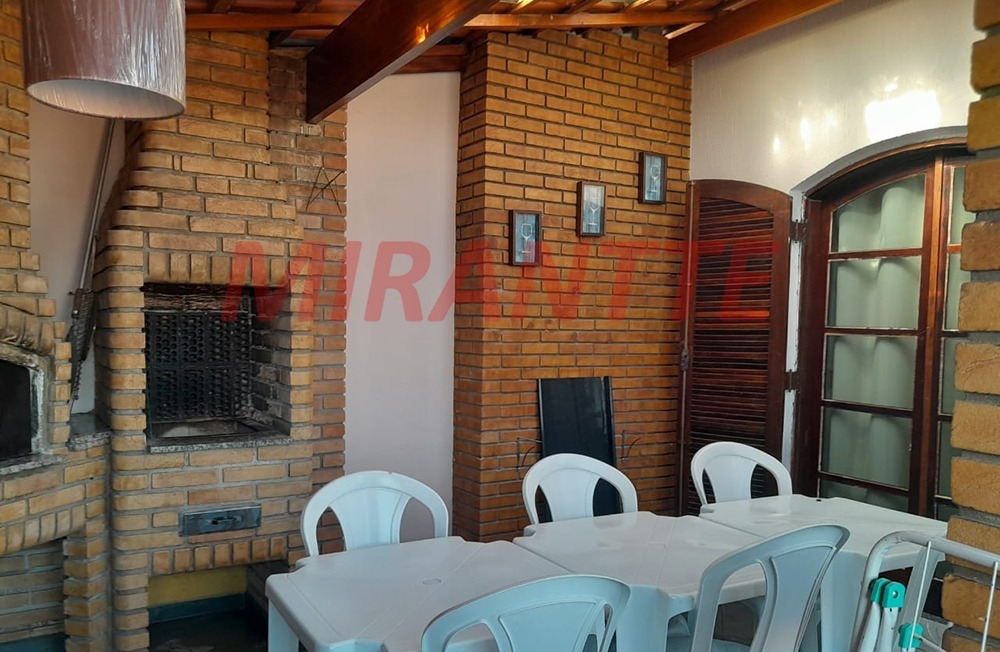 Sobrado de 100m² com 2 quartos em Jardim Peri