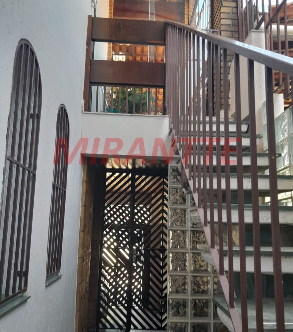 Sobrado de 100m² com 2 quartos em Jardim Peri