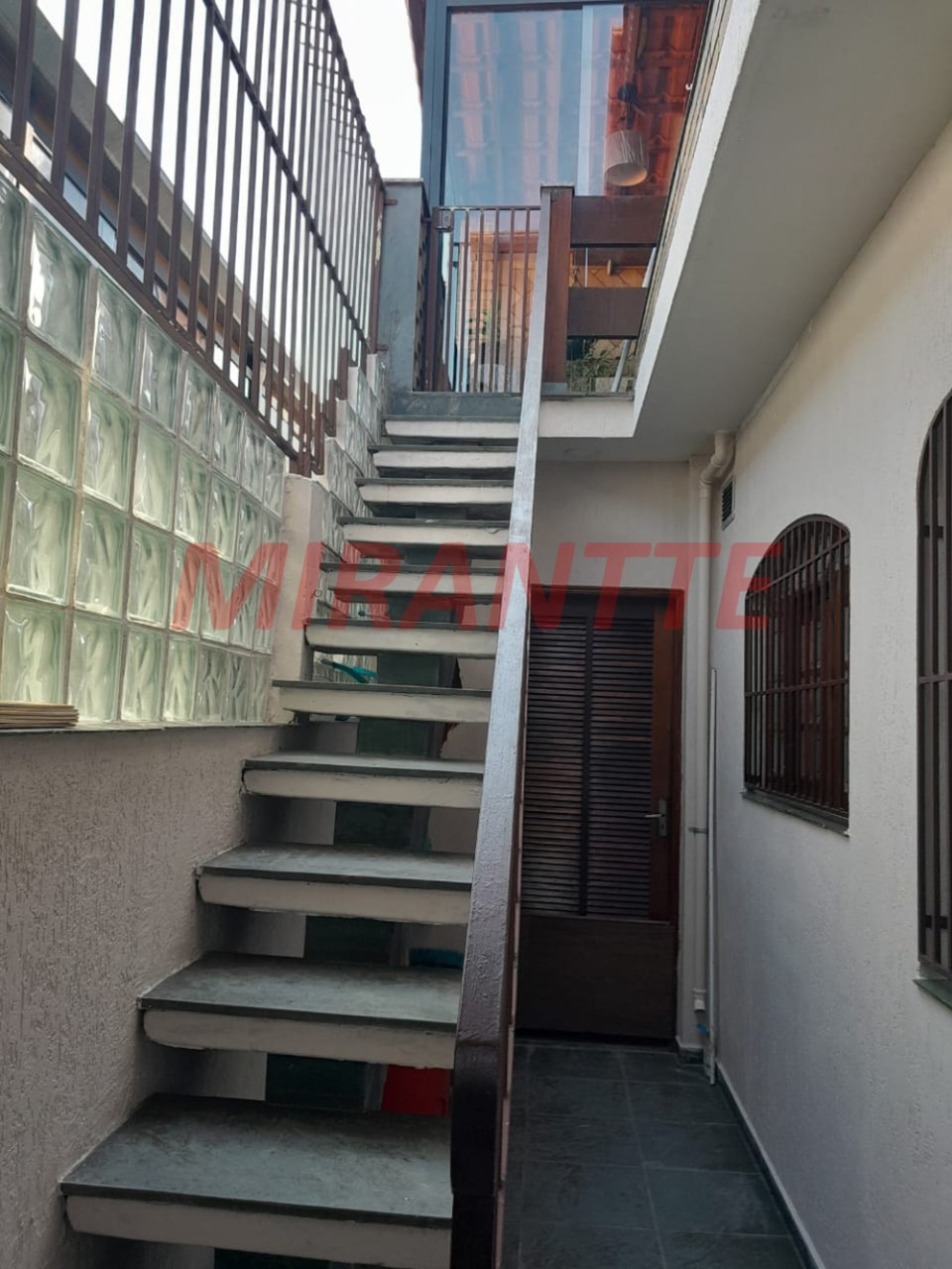 Sobrado de 100m² com 2 quartos em Jardim Peri