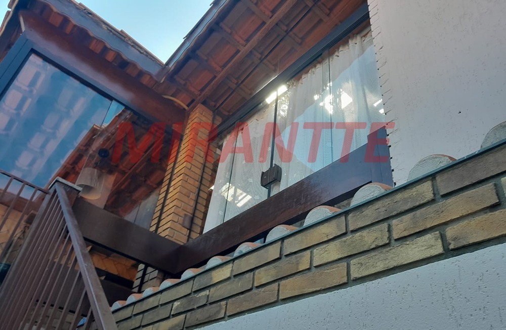 Sobrado de 100m² com 2 quartos em Jardim Peri