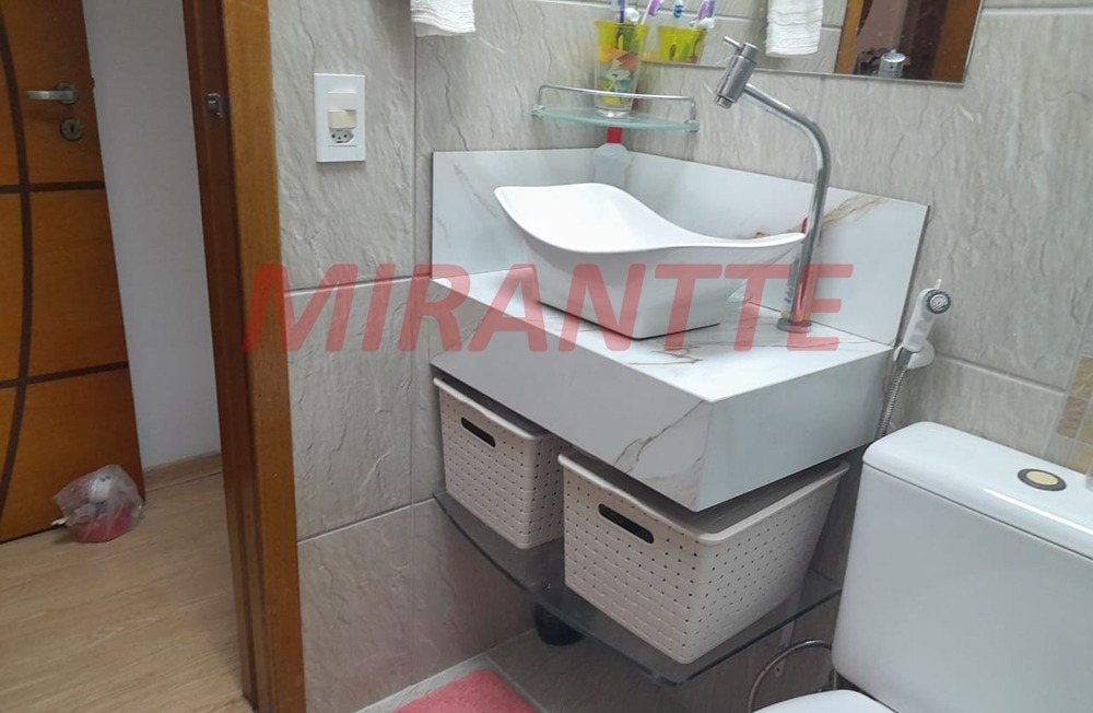Sobrado de 100m² com 2 quartos em Jardim Peri