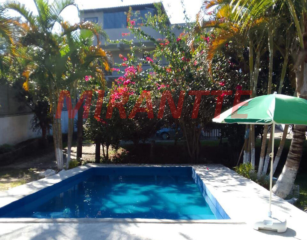 ChÁcara de 600m² com 6 quartos em Rio Abaixo
