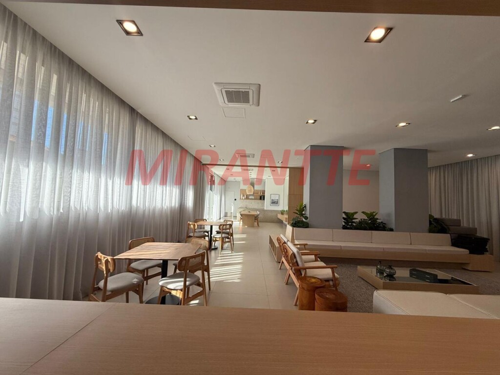 Apartamento de 74m² com 2 quartos em Santana