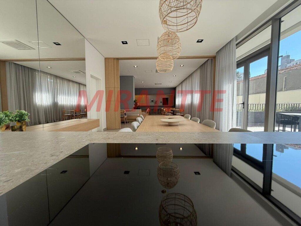 Apartamento de 74m² com 2 quartos em Santana