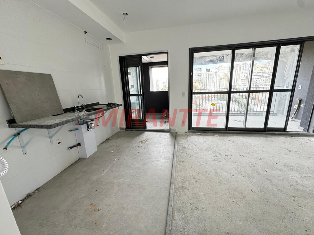 Apartamento de 74m² com 2 quartos em Santana