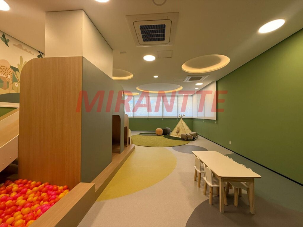 Apartamento de 74m² com 2 quartos em Santana