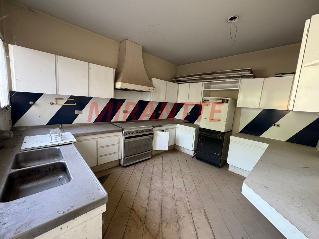 Casa terrea de 884m² com 5 quartos em Morumbi