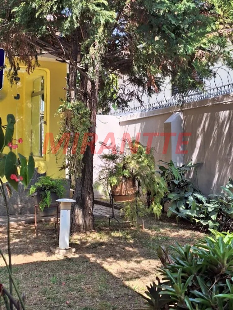 Casa terrea de 440m² com 4 quartos em Santa Teresinha