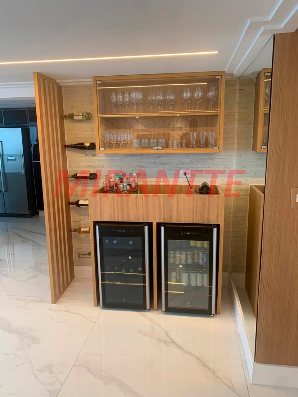 Cond. fechado de 383m² com 6 quartos em Jardim França
