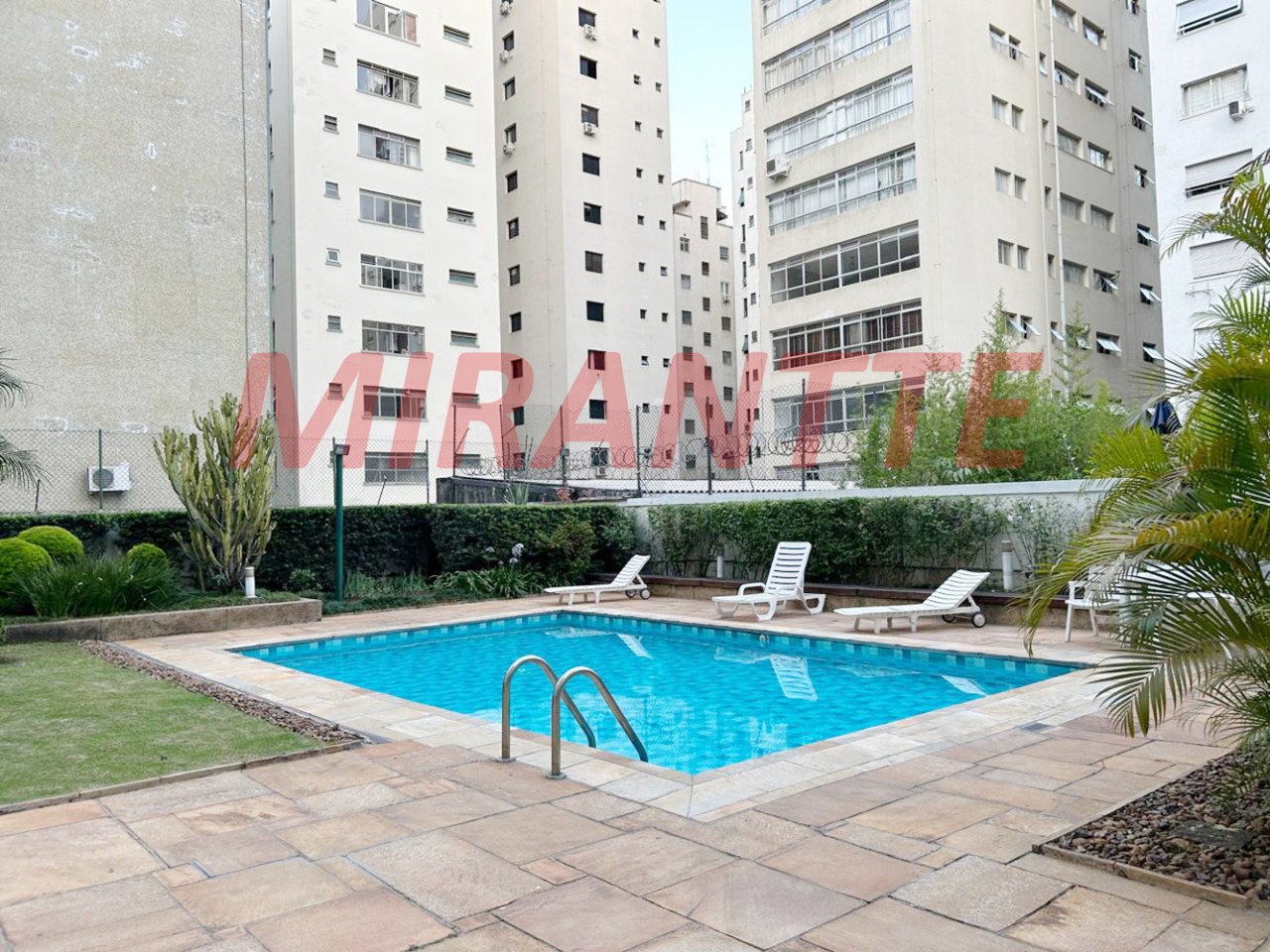 Apartamento de 200m² com 4 quartos em Higienópolis