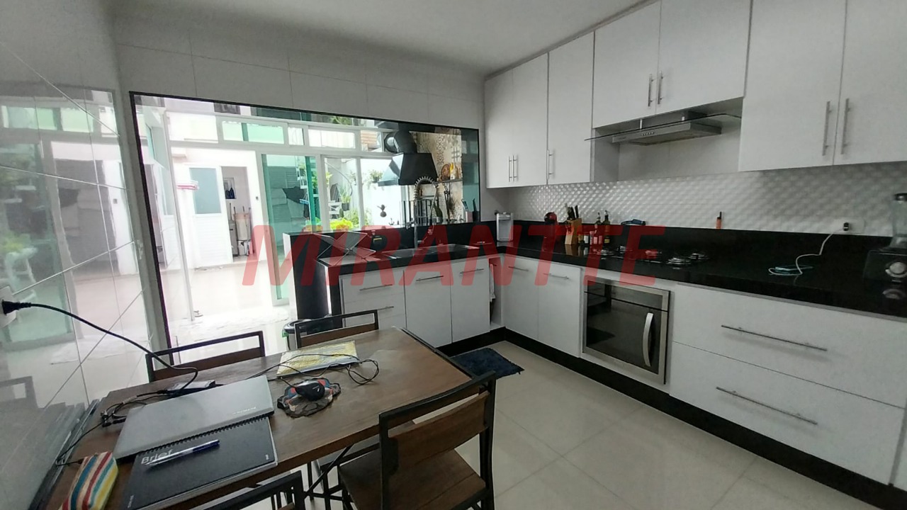 Casa terrea de 147m² com 3 quartos em Vila Nivi