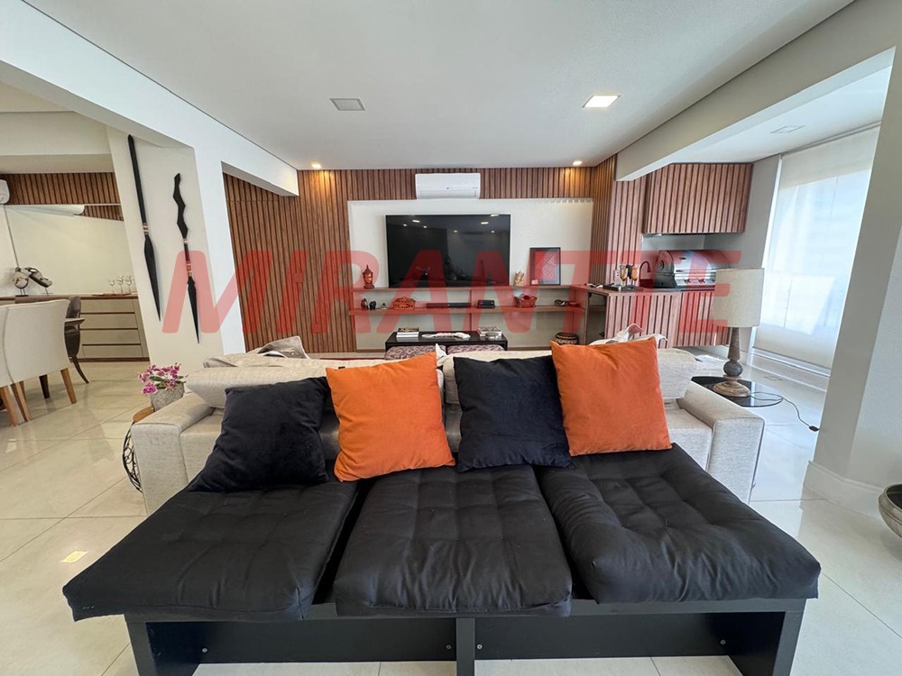 Apartamento de 205m² com 4 quartos em Santana