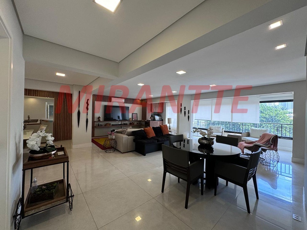Apartamento de 205m² com 4 quartos em Santana