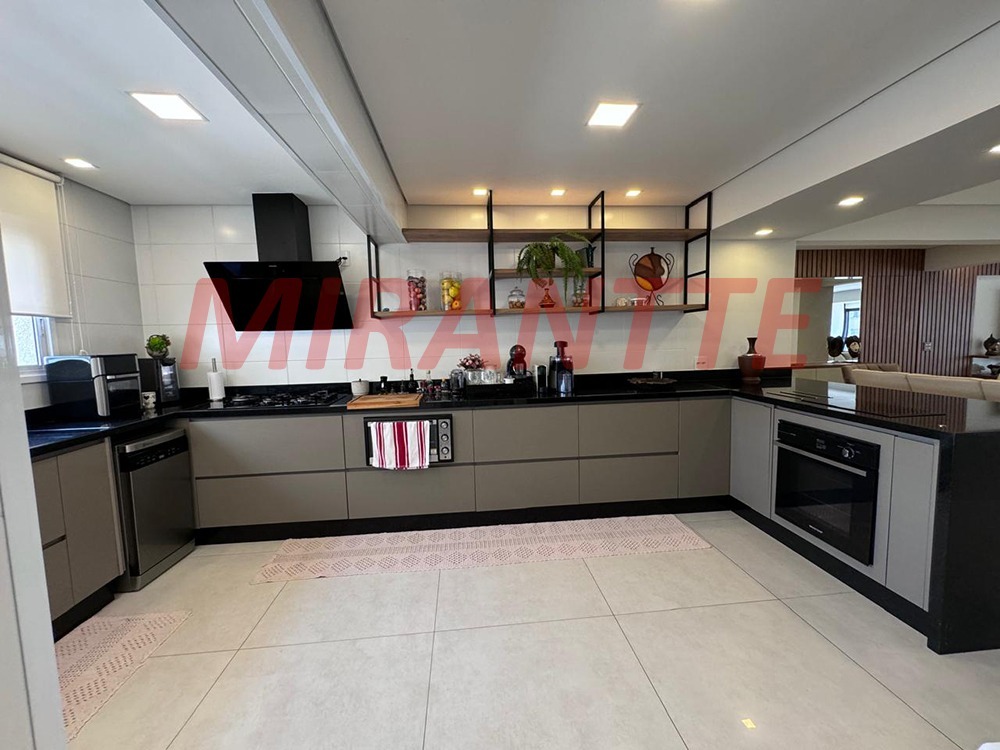 Apartamento de 205m² com 4 quartos em Santana