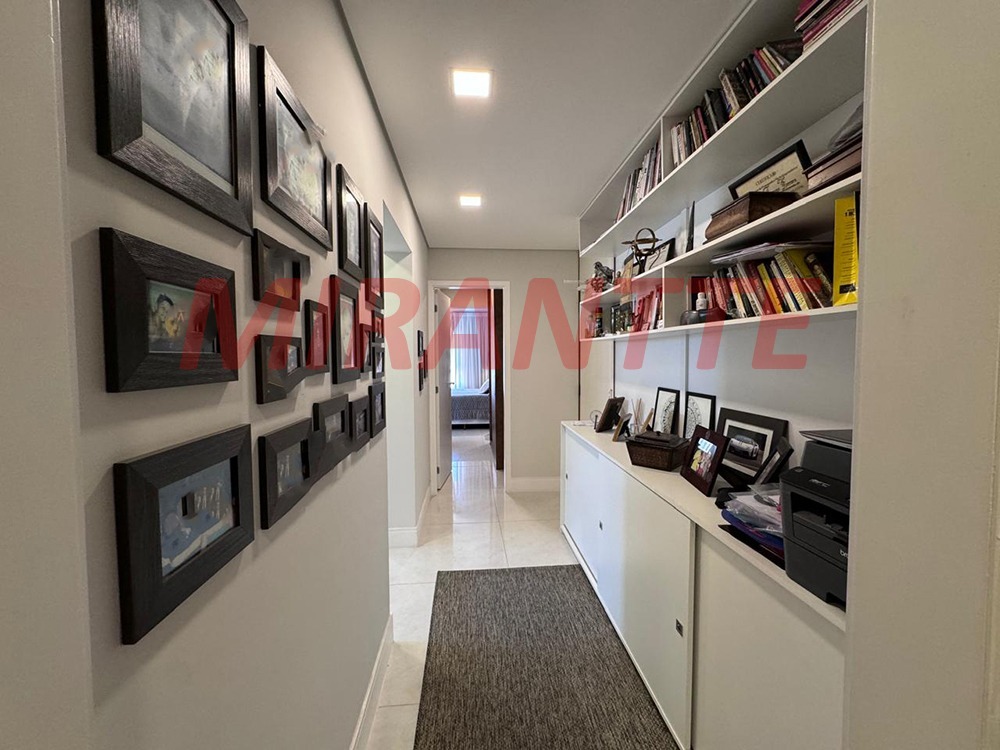 Apartamento de 205m² com 4 quartos em Santana