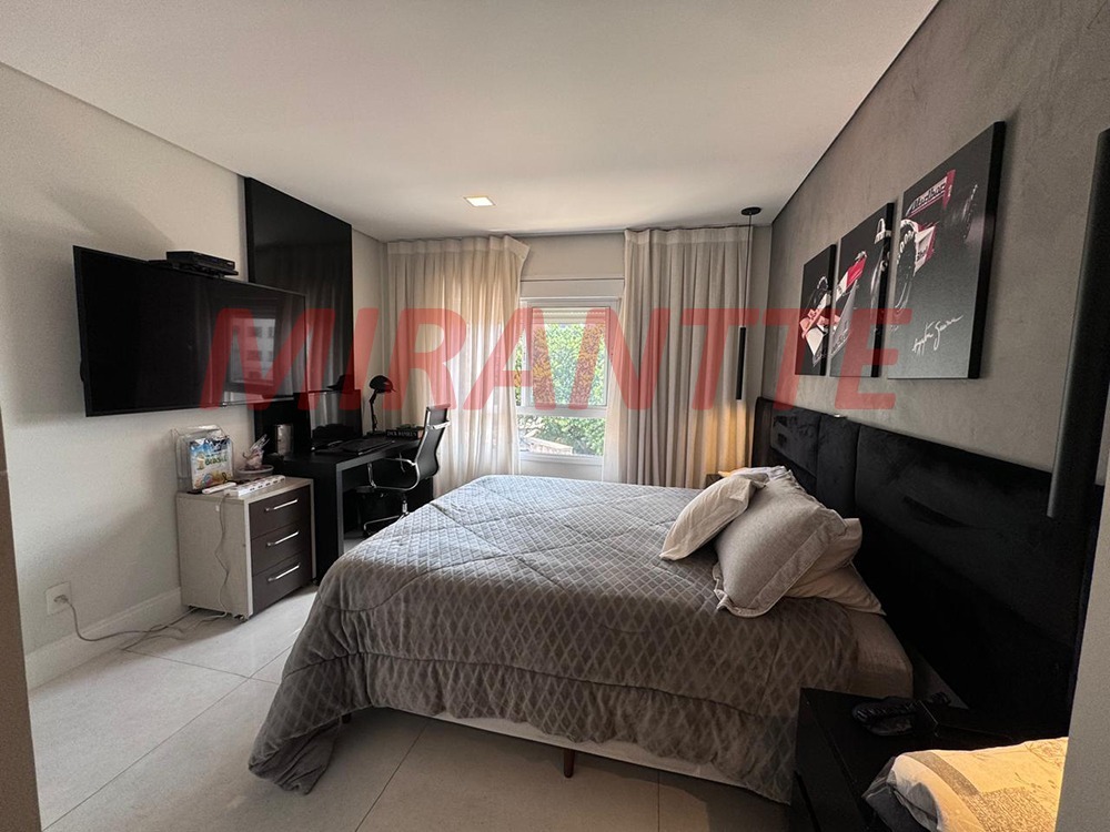 Apartamento de 205m² com 4 quartos em Santana
