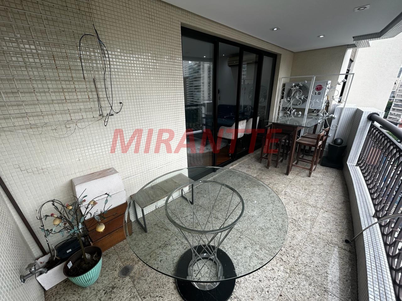 Apartamento de 116.48m² com 3 quartos em Vila Nova Conceição