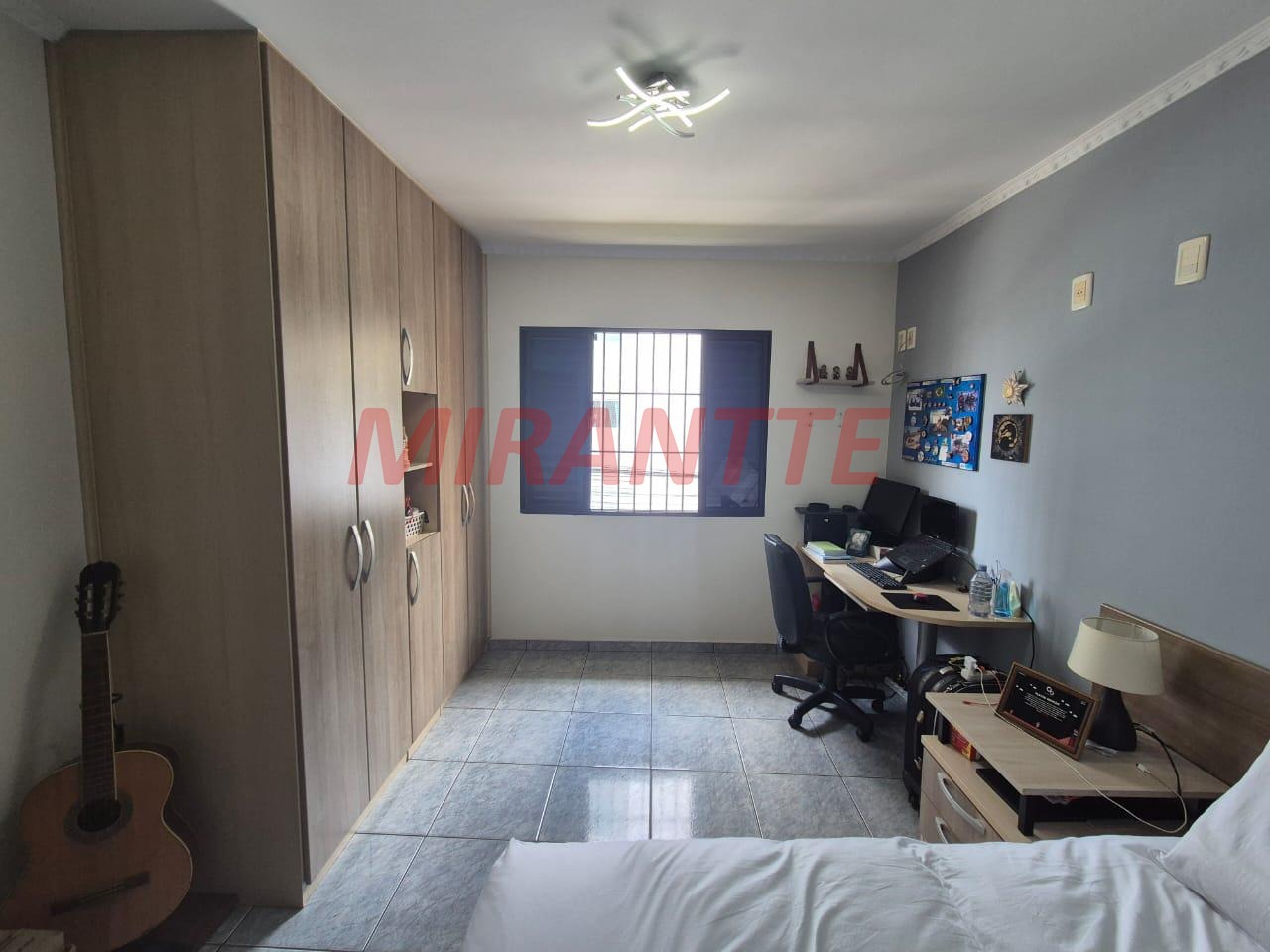 Sobrado de 180m² com 3 quartos em Jardim Brasília (Zona Norte)