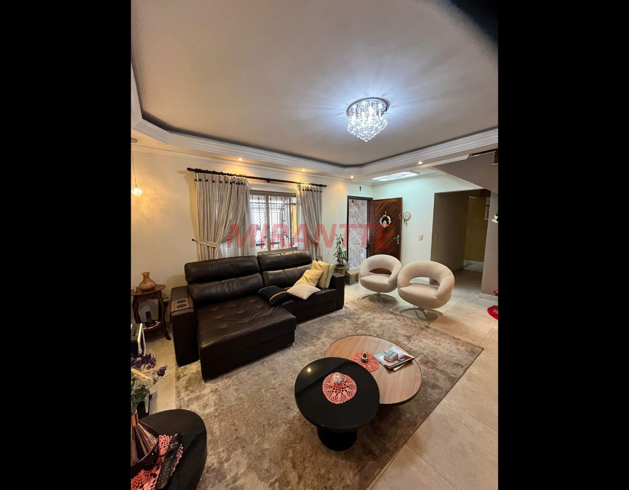Sobrado de 180m² com 3 quartos em Jardim Brasília (Zona Norte)