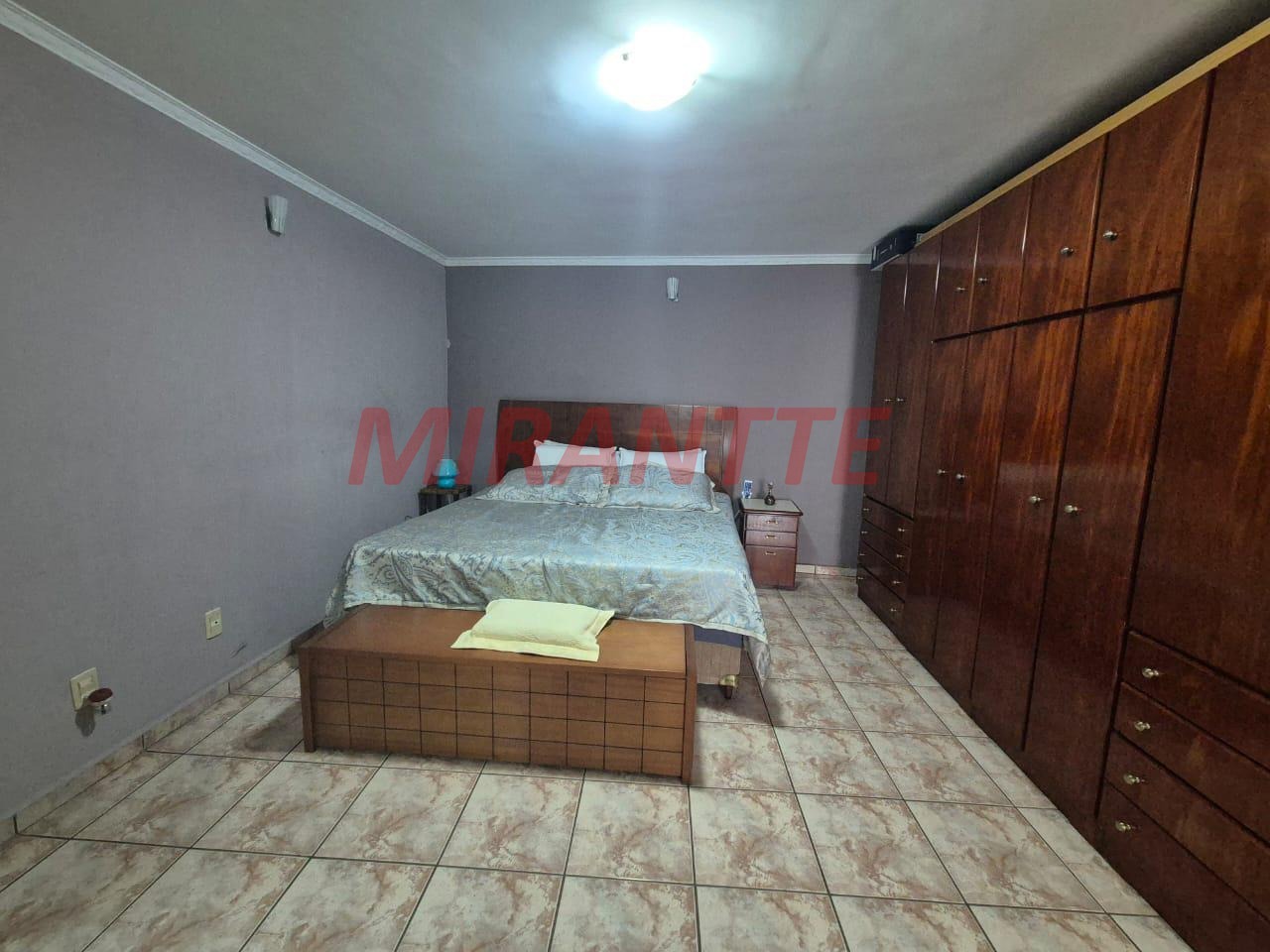 Sobrado de 180m² com 3 quartos em Jardim Brasília (Zona Norte)