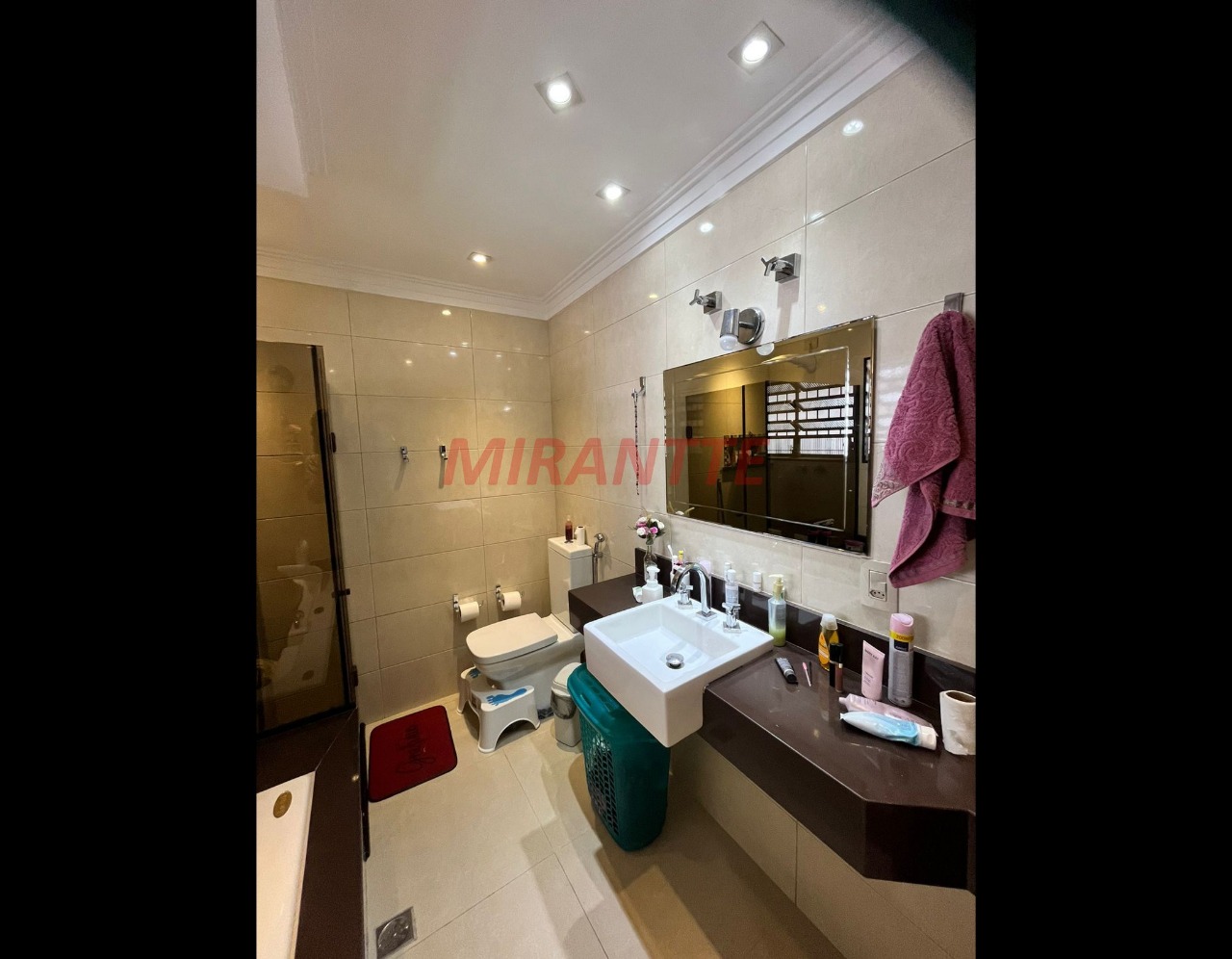 Sobrado de 180m² com 3 quartos em Jardim Brasília (Zona Norte)