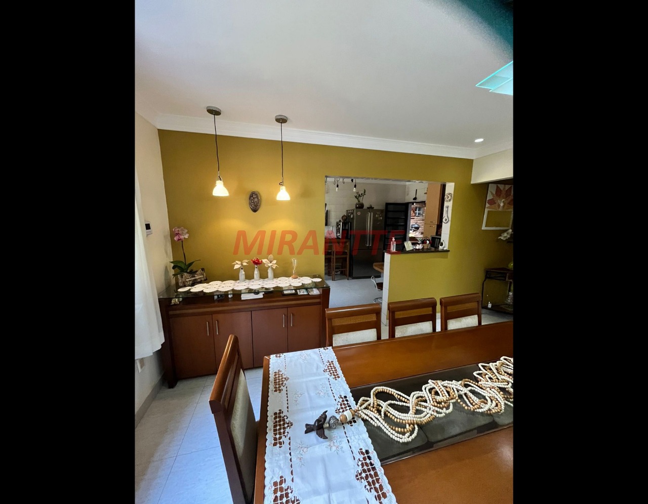 Sobrado de 180m² com 3 quartos em Jardim Brasília (Zona Norte)