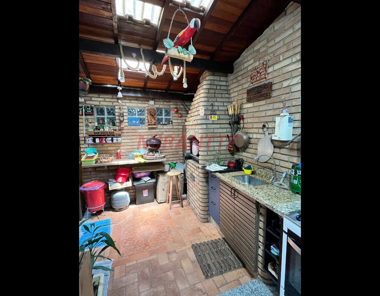 Sobrado de 180m² com 3 quartos em Jardim Brasília (Zona Norte)