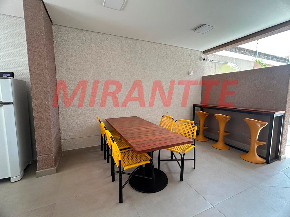 Apartamento de 40m² com 2 quartos em Vila Mazzei