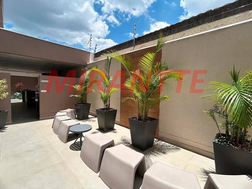 Apartamento de 40m² com 2 quartos em Vila Mazzei