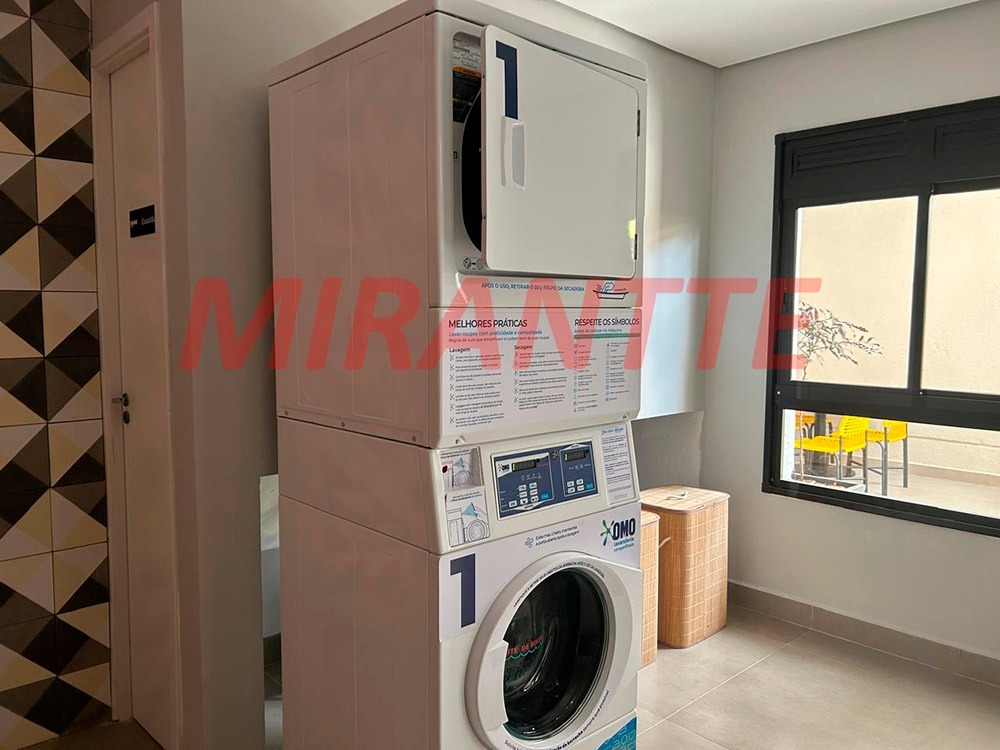 Apartamento de 40m² com 2 quartos em Vila Mazzei