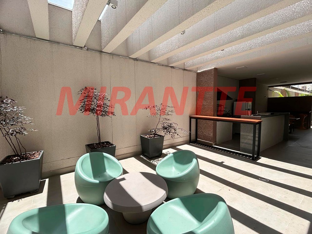 Apartamento de 40m² com 2 quartos em Vila Mazzei