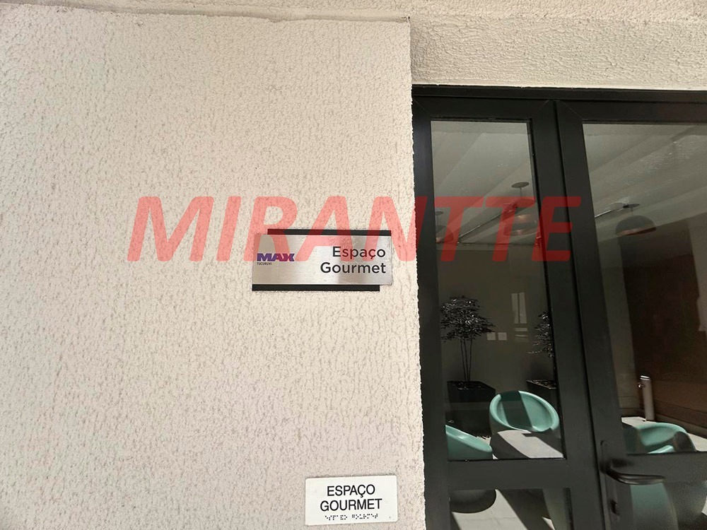Apartamento de 40m² com 2 quartos em Vila Mazzei