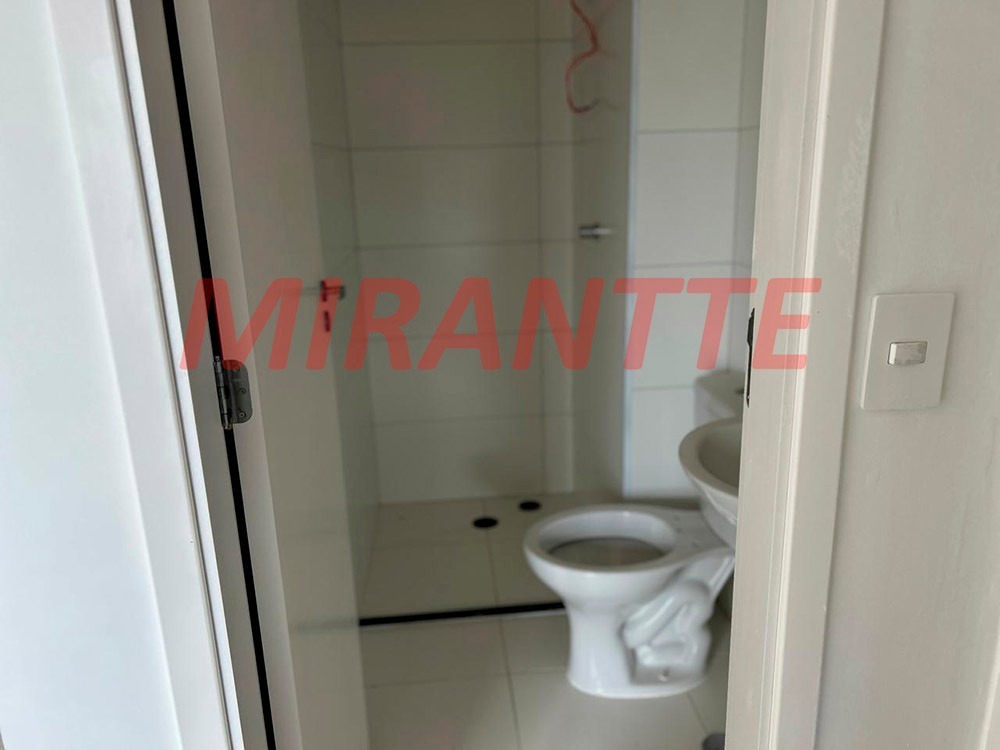 Apartamento de 40m² com 2 quartos em Vila Mazzei