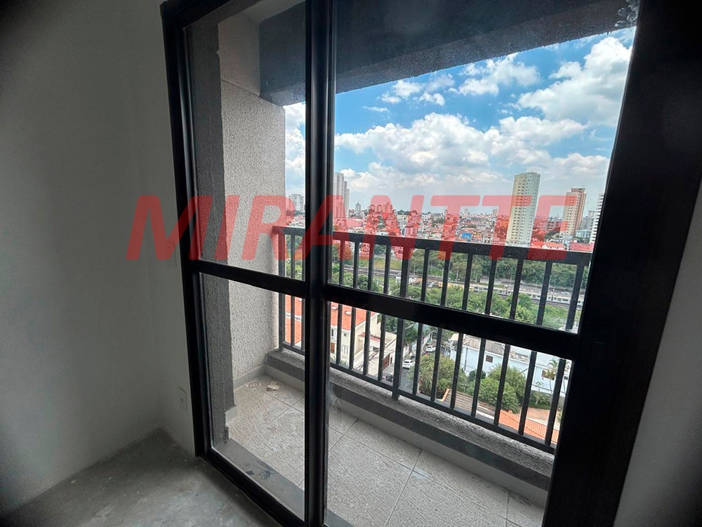 Apartamento de 40m² com 2 quartos em Vila Mazzei
