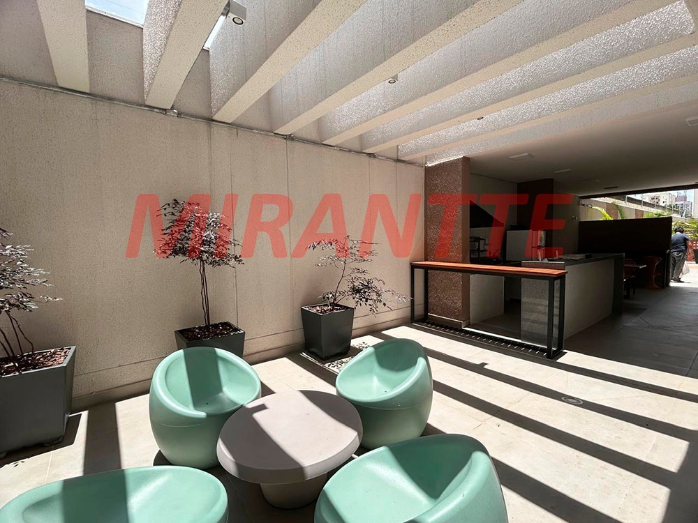 Apartamento de 40m² com 2 quartos em Vila Mazzei