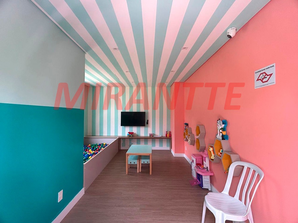 Apartamento de 40m² com 2 quartos em Vila Mazzei