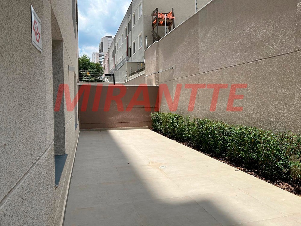 Apartamento de 40m² com 2 quartos em Vila Mazzei