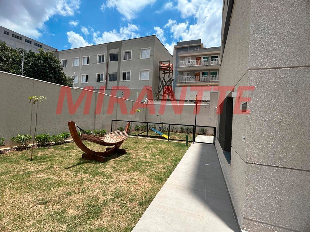 Apartamento de 40m² com 2 quartos em Vila Mazzei