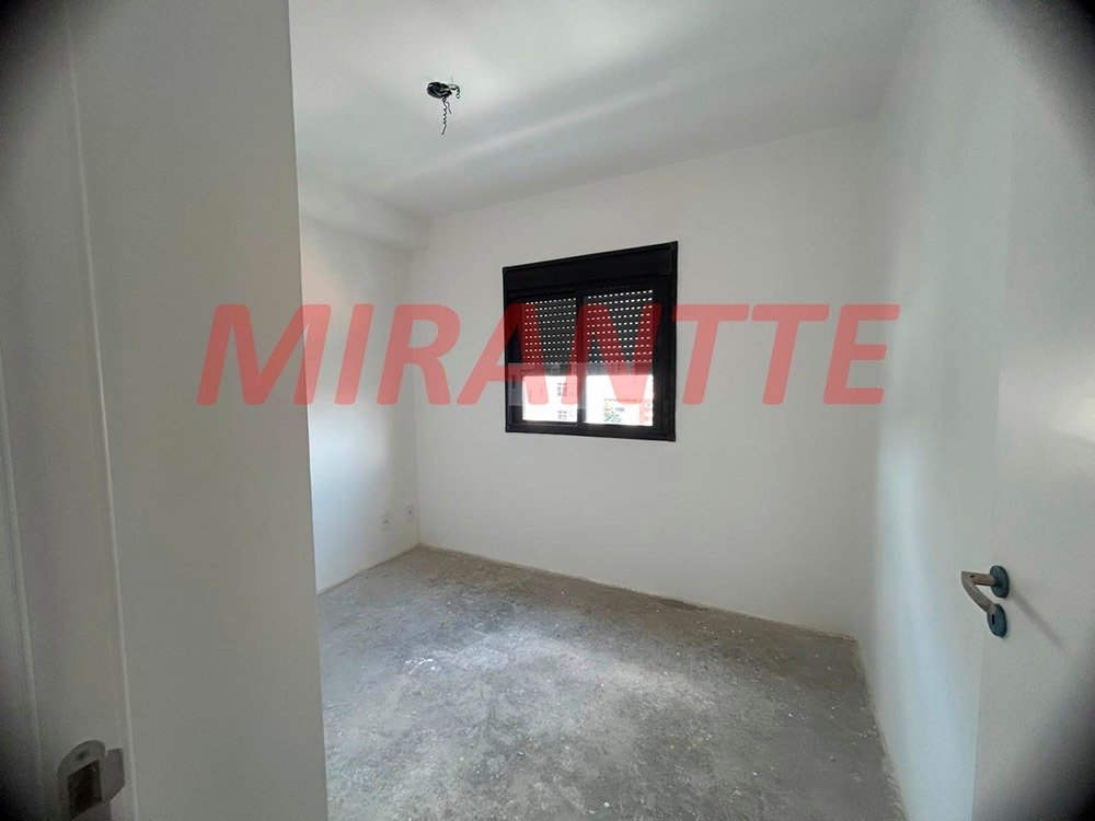 Apartamento de 40m² com 2 quartos em Vila Mazzei