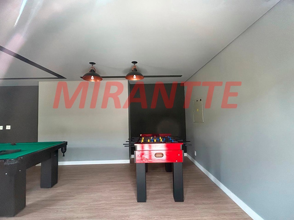 Apartamento de 40m² com 2 quartos em Vila Mazzei