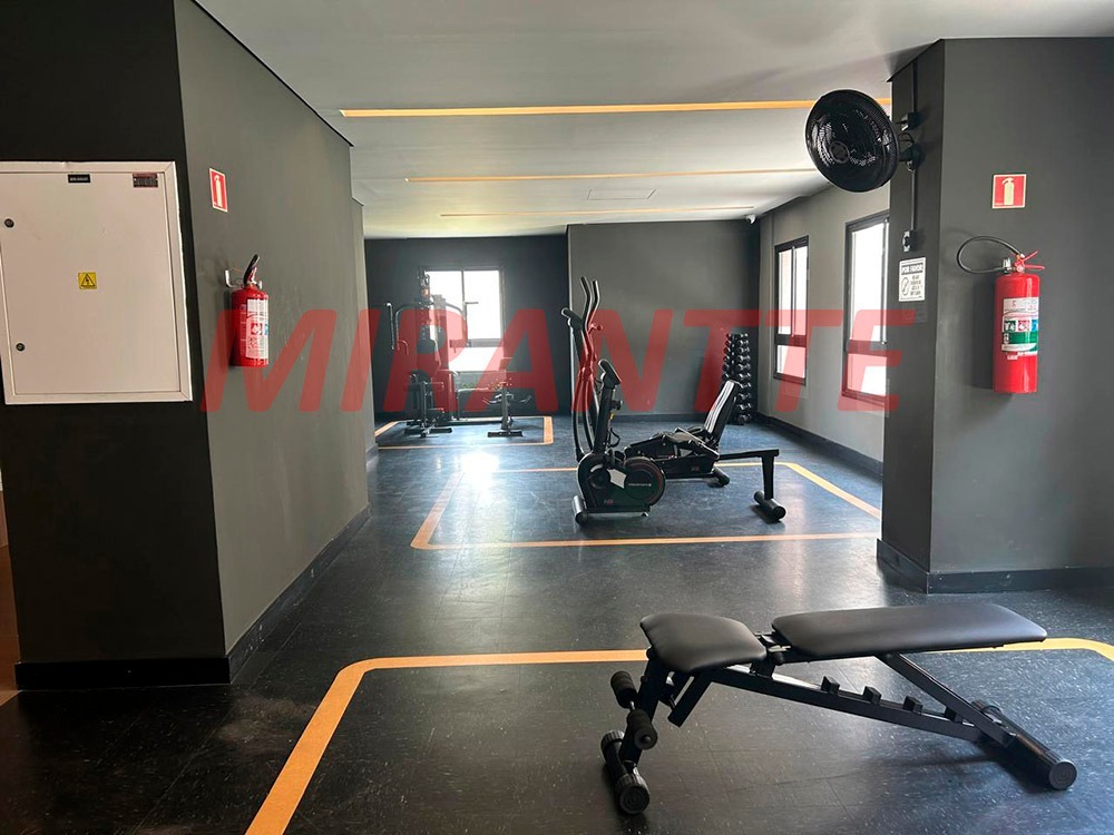 Apartamento de 40m² com 2 quartos em Vila Mazzei