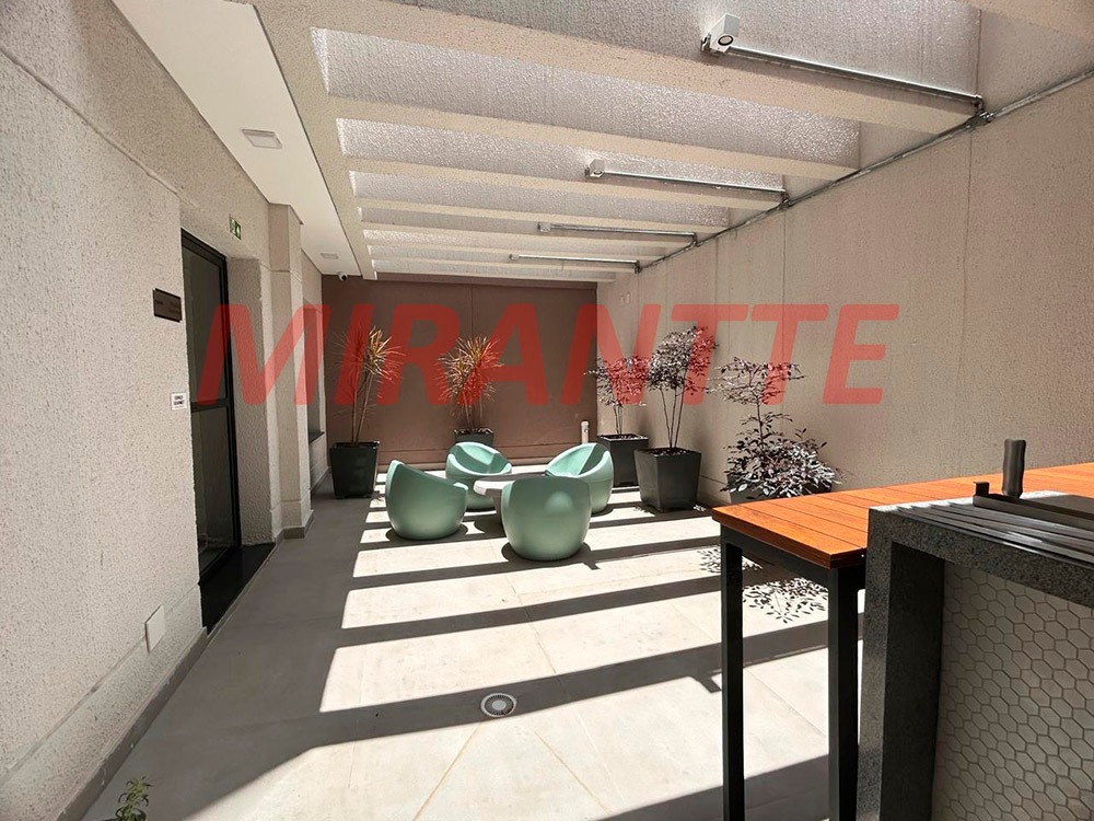 Apartamento de 40m² com 2 quartos em Vila Mazzei
