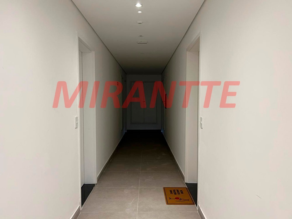 Apartamento de 40m² com 2 quartos em Vila Mazzei