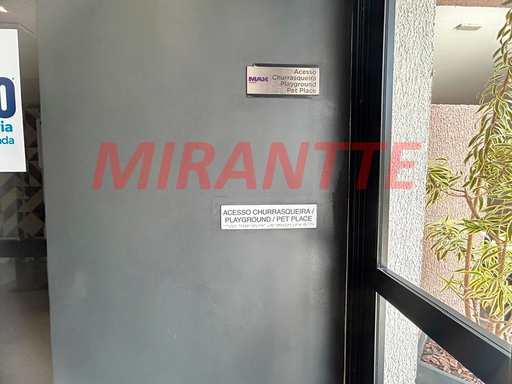 Apartamento de 40m² com 2 quartos em Vila Mazzei