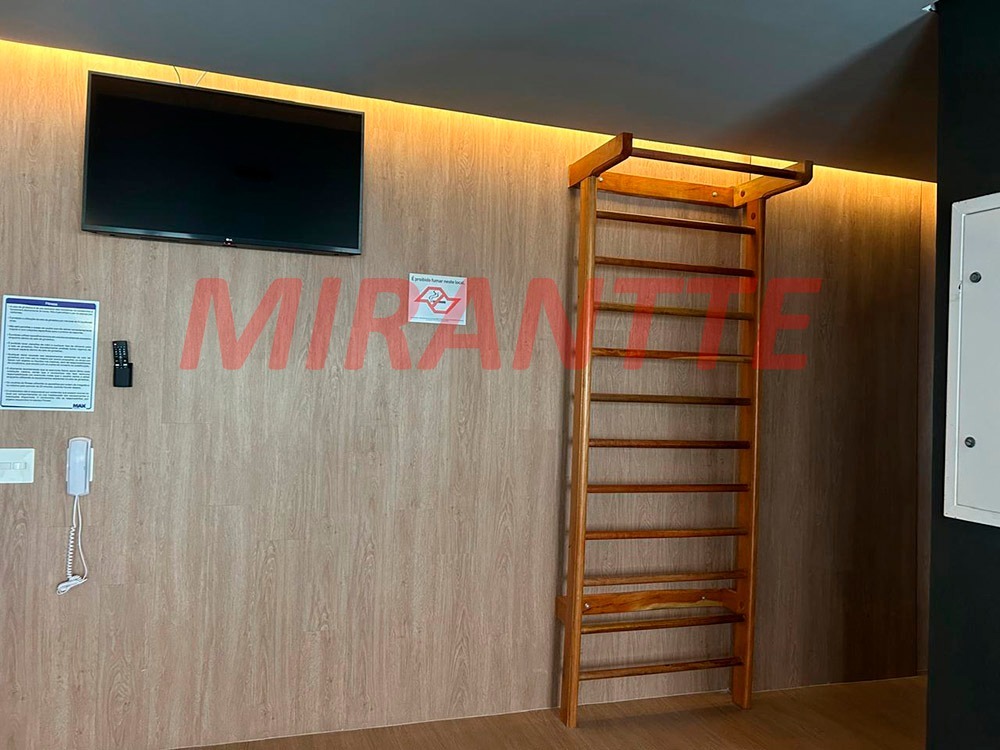 Apartamento de 40m² com 2 quartos em Vila Mazzei